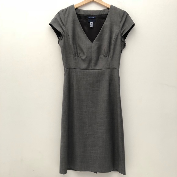 J. Crew Dresses & Skirts - J. Crew Director Dress in Super 120s Wool Gray EUC